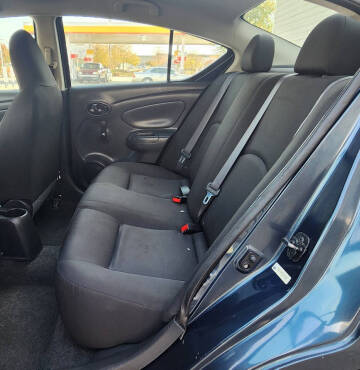 2017 Nissan Versa 1.6 S