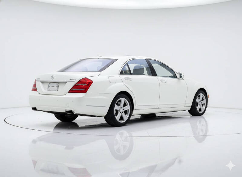 2011 Mercedes-Benz S-Class S 550 4MATIC