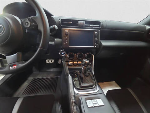 2024 Toyota GR86 Premium