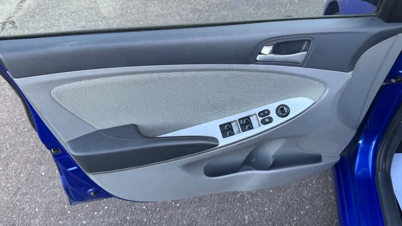 2014 Hyundai Accent GLS