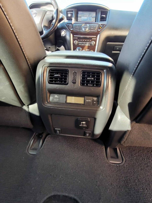 2014 Nissan Pathfinder SL