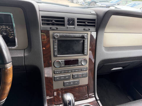 2012 Lincoln Navigator