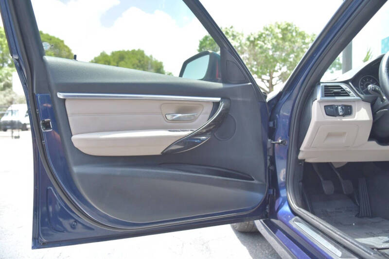 2016 BMW 3 Series 328i