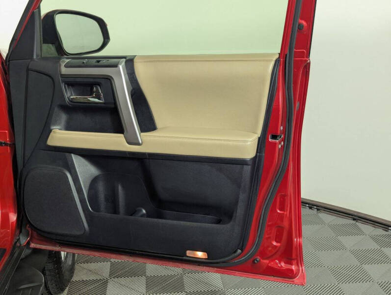 2014 Toyota 4Runner SR5