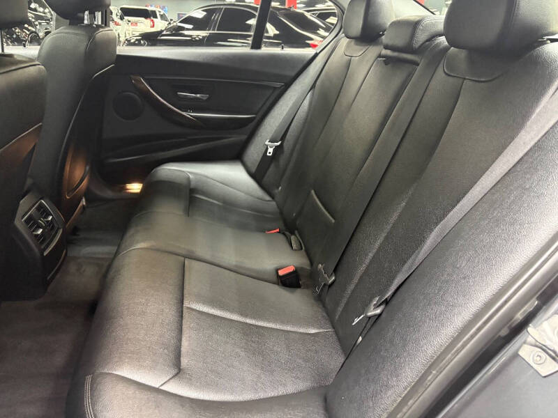 2016 BMW 3 Series 320i xDrive