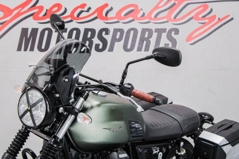 2020 Moto Guzzi V7 III Racer