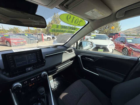 2019 Toyota RAV4 XLE