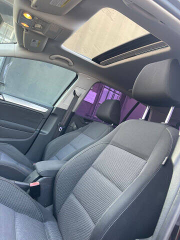 2012 Volkswagen Golf