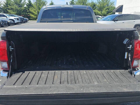 2022 Toyota Tacoma SR5 V6