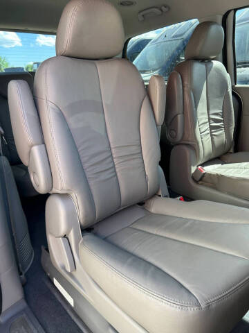 2012 Kia Sedona EX