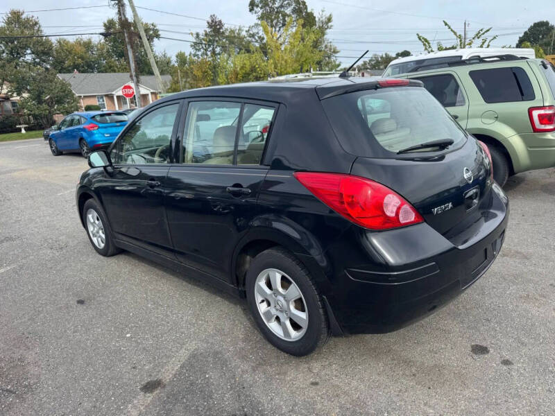 2009 Nissan Versa 1.8 S
