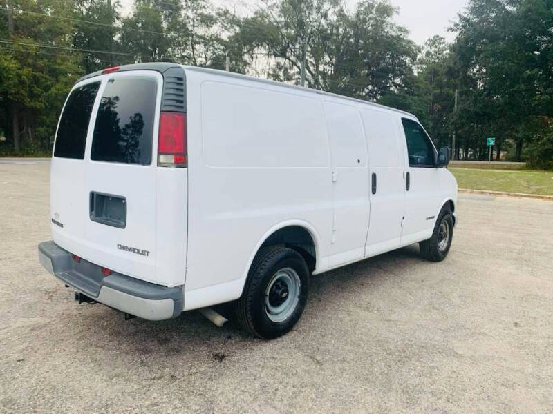 2000 Chevrolet Express G2500