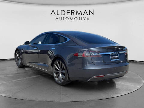 2015 Tesla Model S 70D