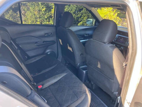 2020 Nissan Kicks SV