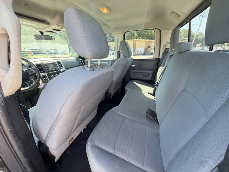 2017 RAM 1500 SLT