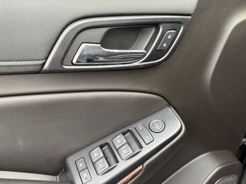 2017 GMC Yukon SLE