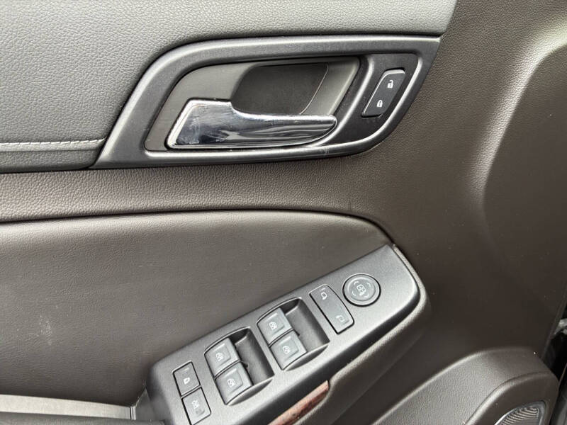 2017 GMC Yukon SLE