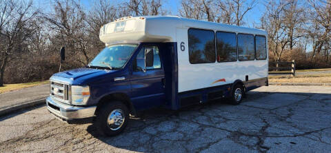 2015 Ford E-450 Shuttle Bus