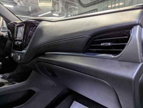 2022 Chevrolet Traverse LT