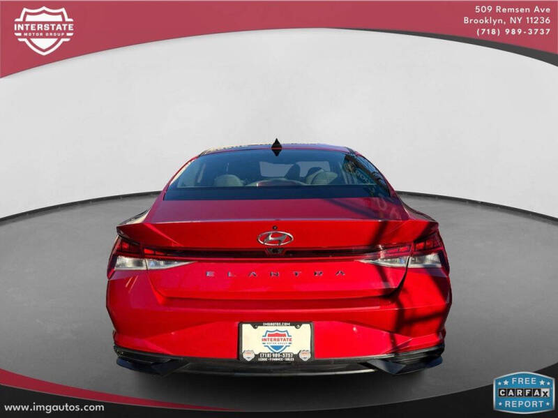 2022 Hyundai Elantra SEL