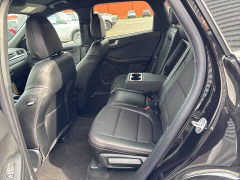 2025 Ford Escape Hybrid ST-Line