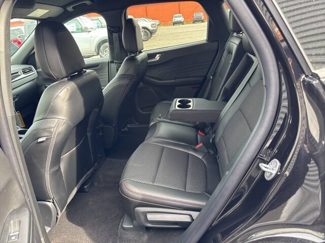 2025 Ford Escape Hybrid ST-Line