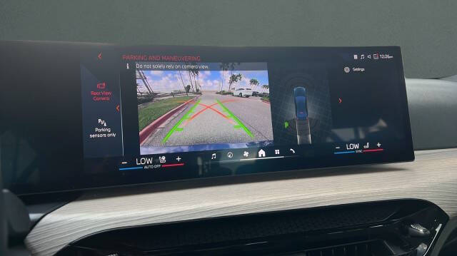 2025 BMW 3 Series 330i