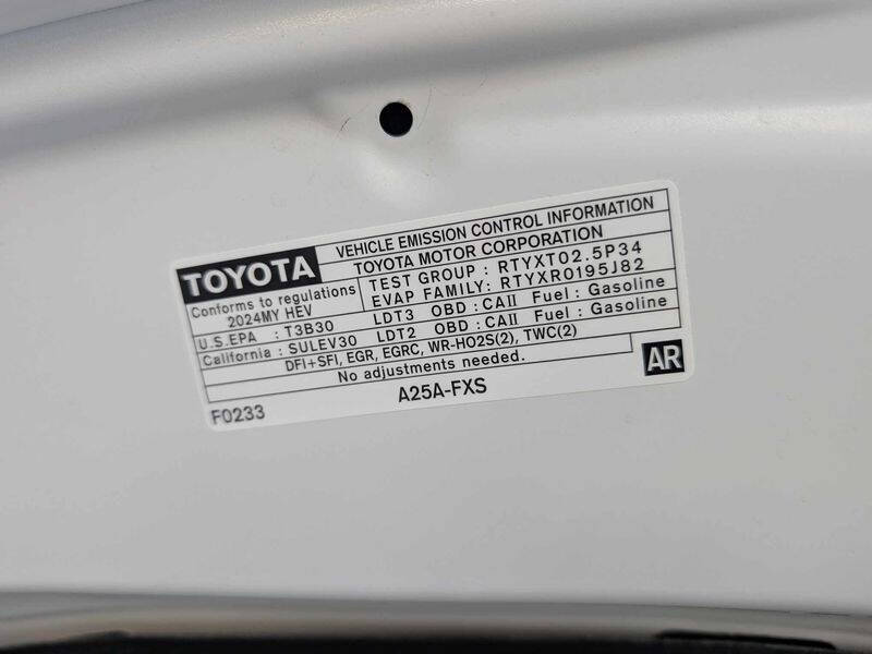 2025 Toyota Sienna LE 8-Passenger