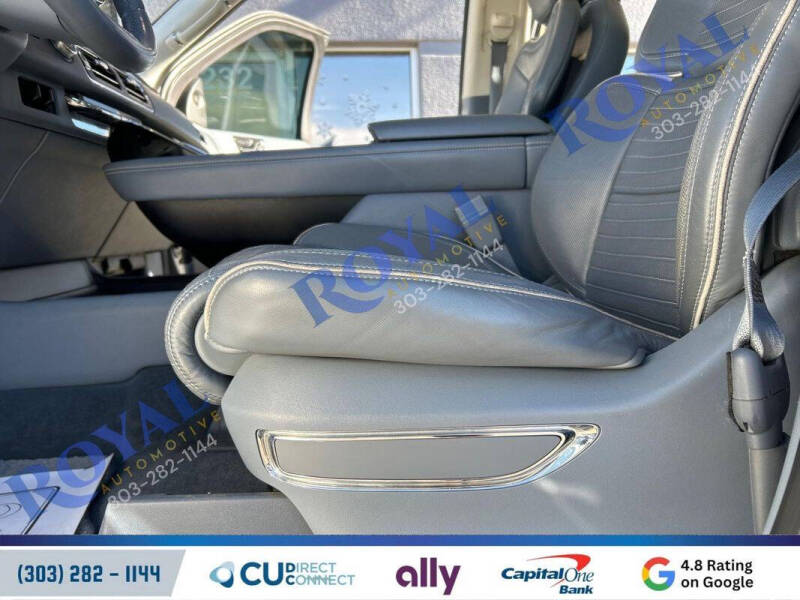 2018 Lincoln Navigator L Black Label