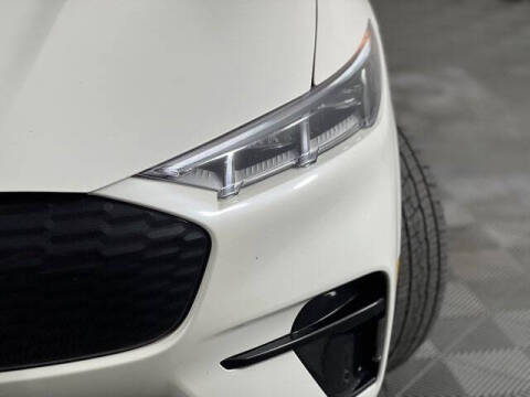 2021 Ford Mustang Mach-E GT