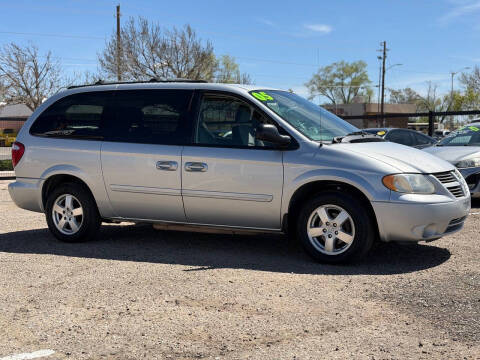 2005 Dodge Grand Caravan SXT