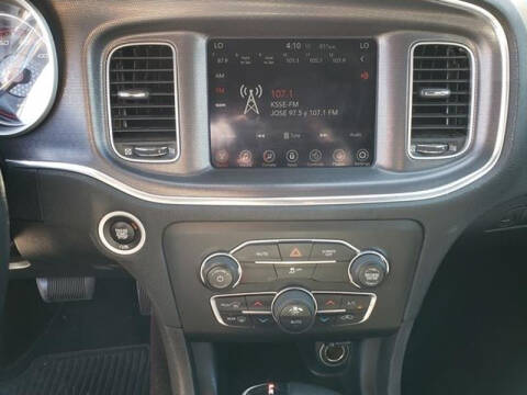 2017 Dodge Charger SXT