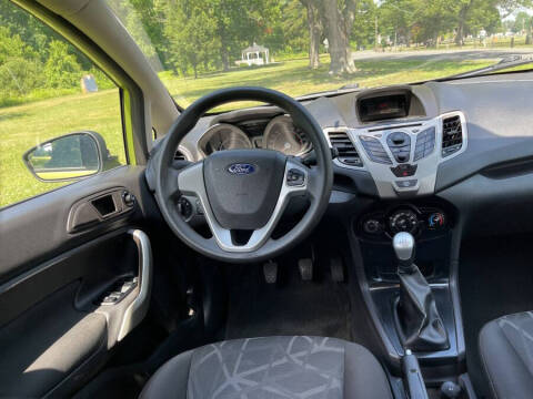 2011 Ford Fiesta SE