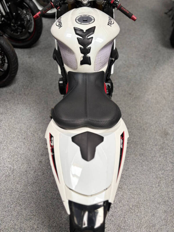 2016 Triumph Daytona 675R