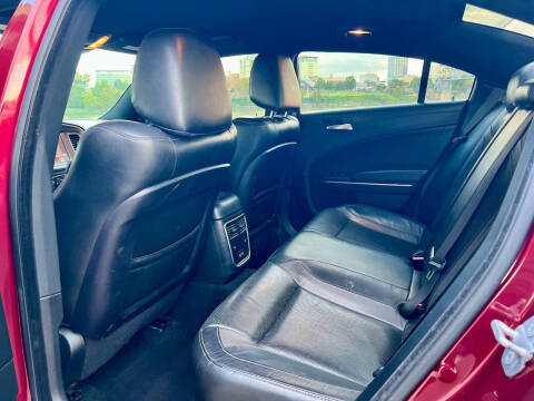 2020 Dodge Charger SXT