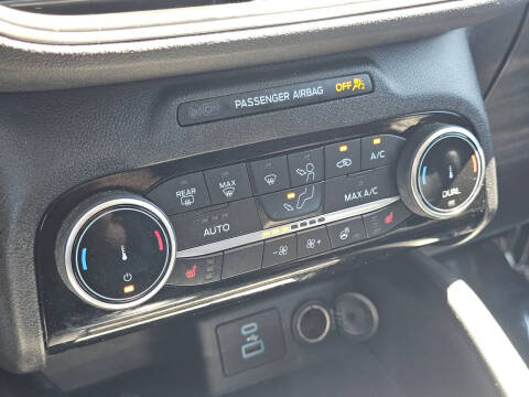 2022 Ford Escape Hybrid SEL
