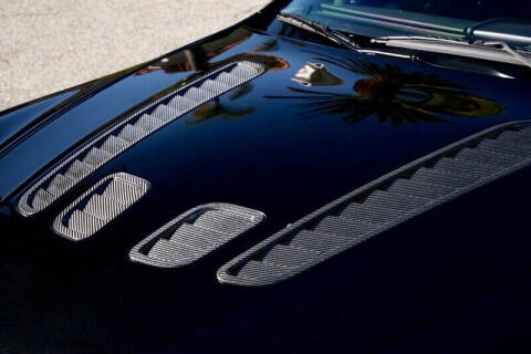 2011 Aston Martin V12 Vantage