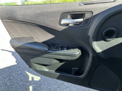 2020 Dodge Charger SXT