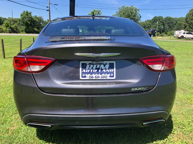 2015 Chrysler 200 S