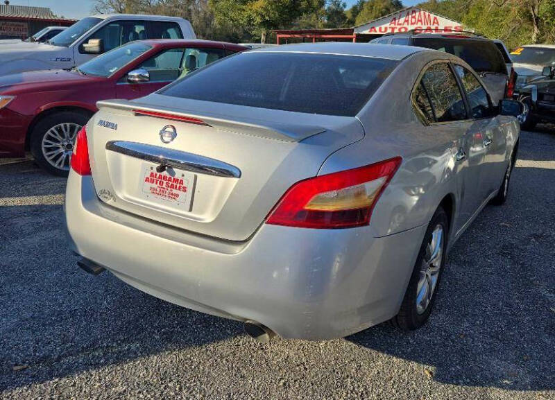 2010 Nissan Maxima