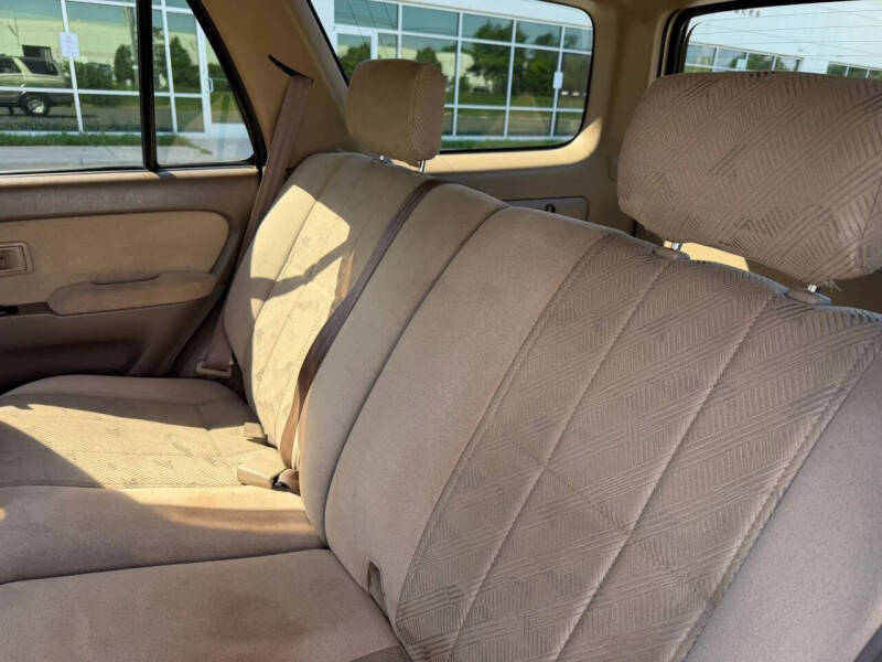 2002 Toyota 4Runner SR5