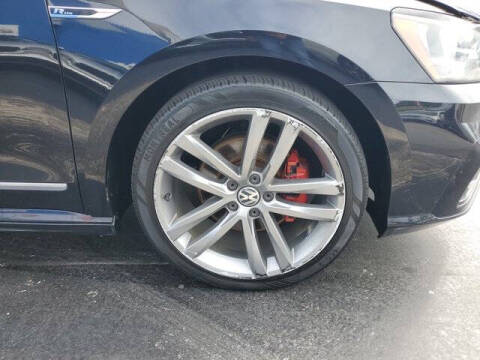 2017 Volkswagen Passat 1.8T R-Line