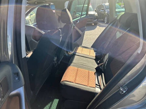 2009 Volkswagen Tiguan SE 4Motion