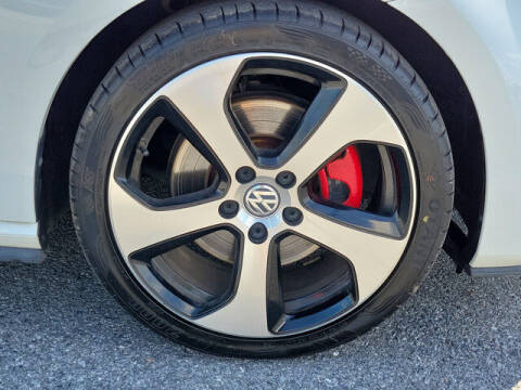 2016 Volkswagen Golf GTI S