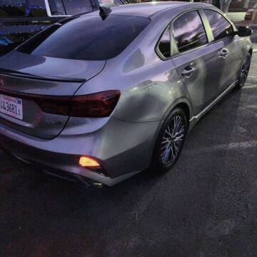 2022 Kia Forte GT Line