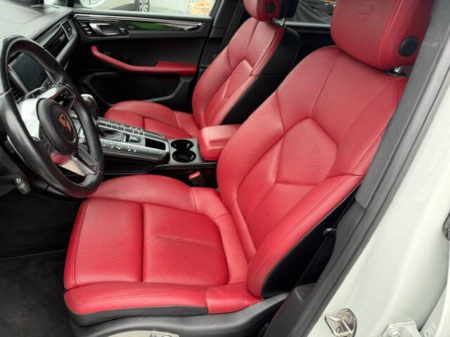 2018 Porsche Macan S
