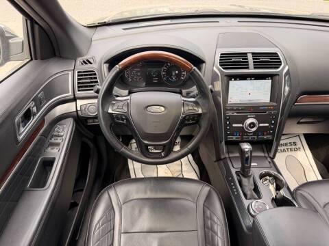 2018 Ford Explorer Platinum