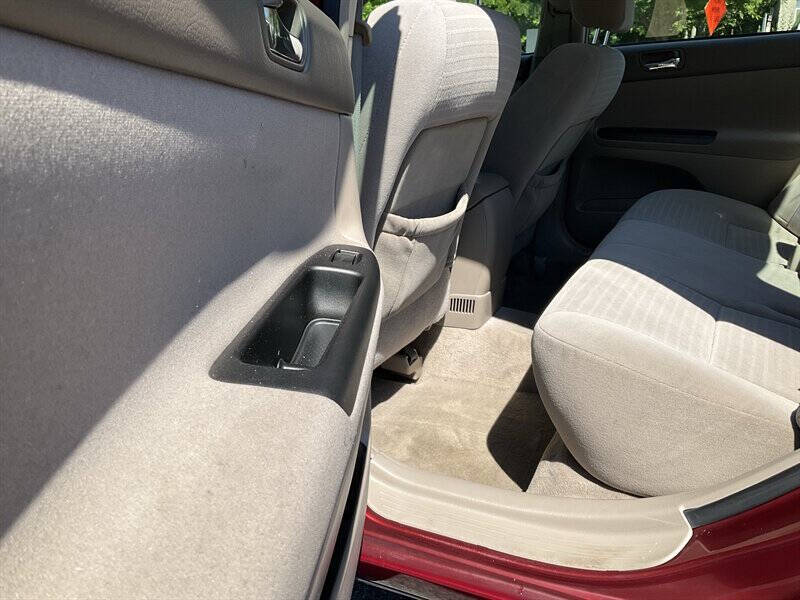 2005 Toyota Camry Standard