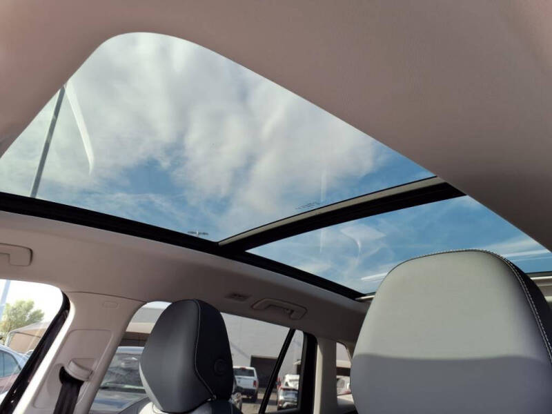 2025 Volkswagen Tiguan SE 4Motion