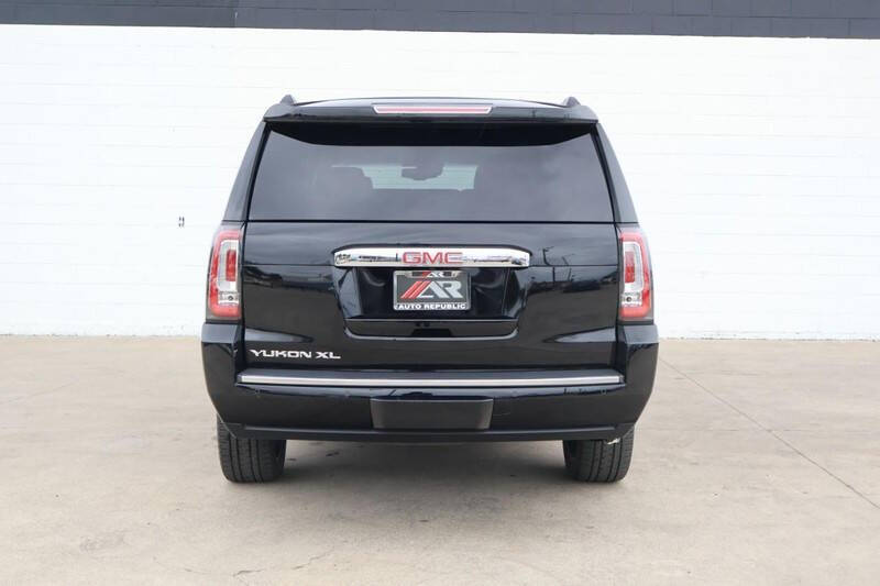 2016 GMC Yukon XL Denali